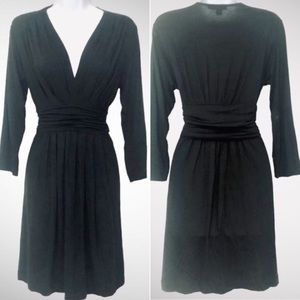 **10 FOR $50**BLACK STRETCH PULL-ON JERSEY DRESS DKNY V-NECK FITTED WAIST SM